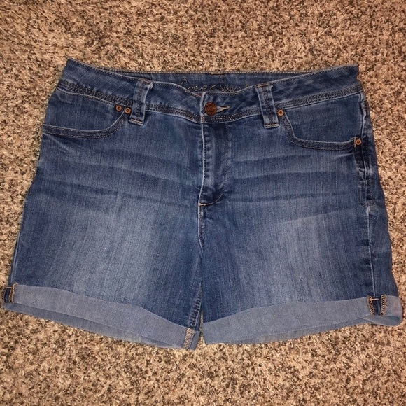 🛍️Chip & Pepper Jean shorts - Picture 1 of 7